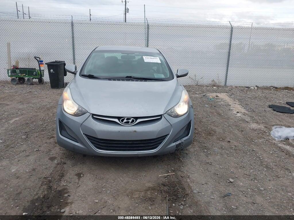 5NPDH4AE4FH577993 2015 HYUNDAI ELANTRA photo no. 12