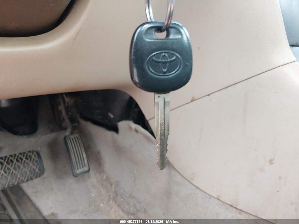 2T1BR32E78C902459 2008 TOYOTA COROLLA photo no. 11
