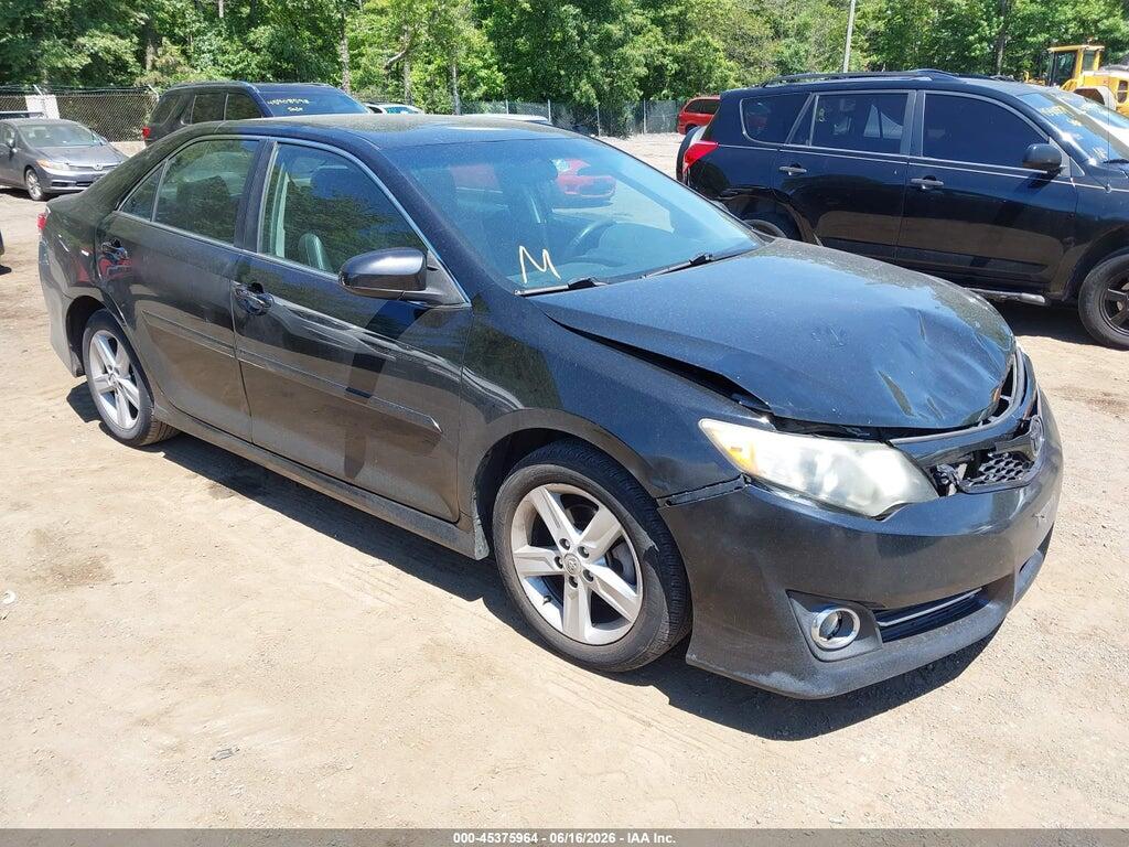 4T1BF1FK4EU797175 2014 TOYOTA CAMRY photo no. 1