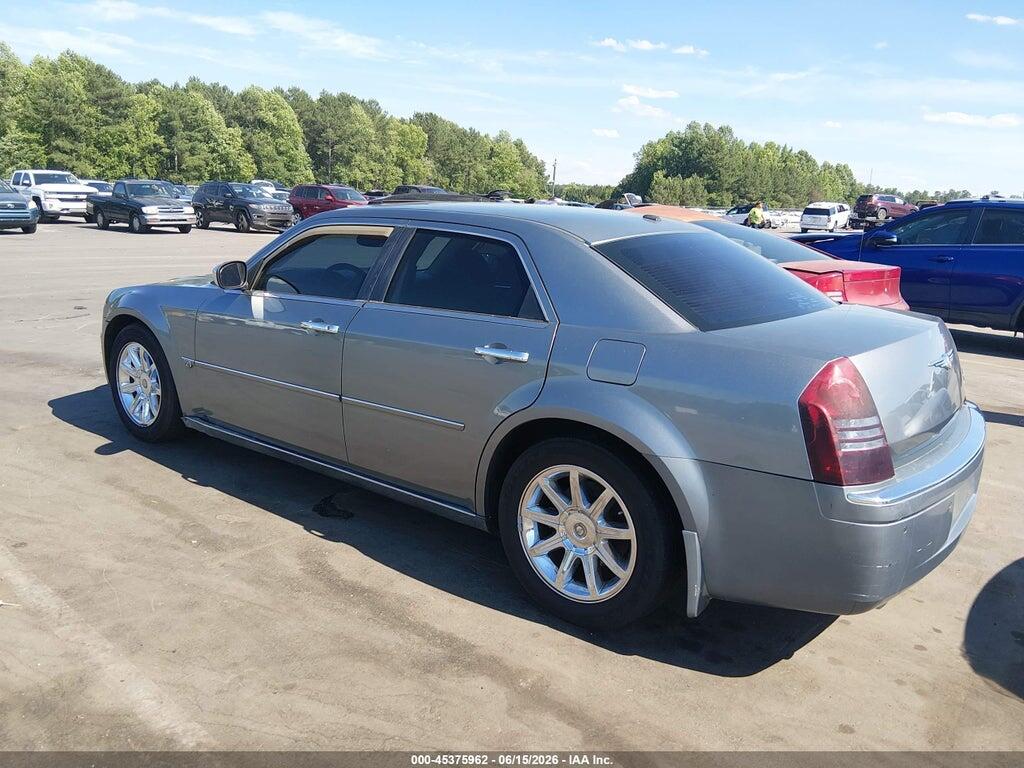 2C3LA63H16H408255 2006 CHRYSLER 300C photo no. 3