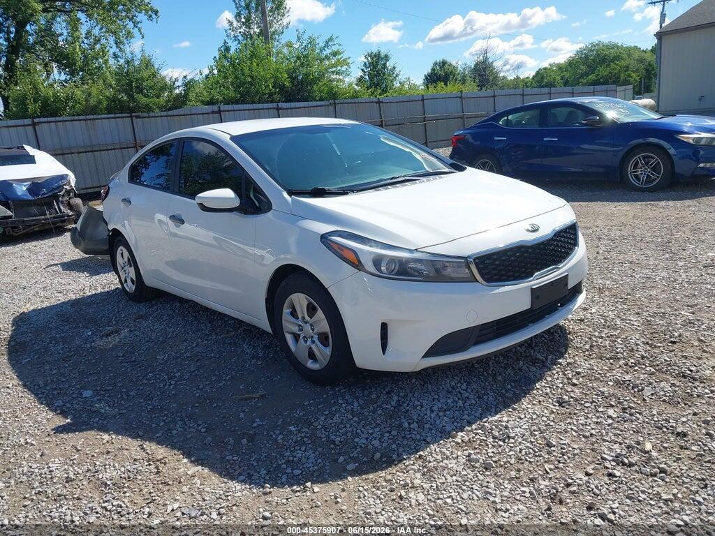 3KPFK4A76HE071326 2017 KIA FORTE photo no. 1