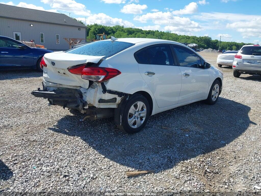 3KPFK4A76HE071326 2017 KIA FORTE photo no. 4