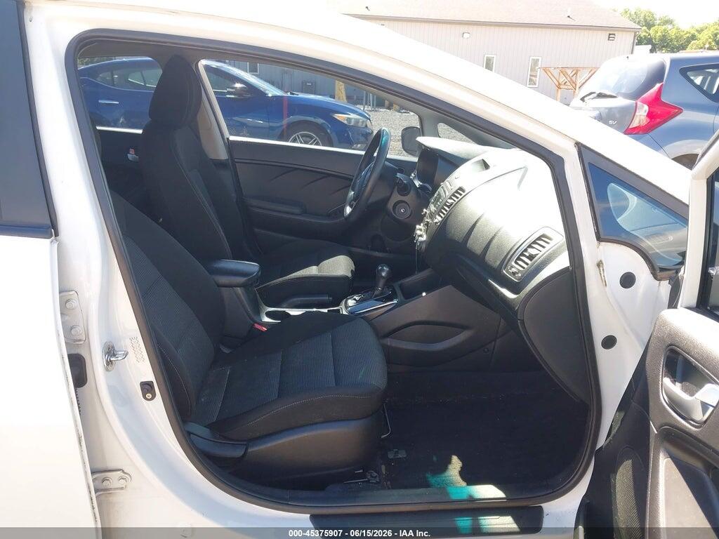 3KPFK4A76HE071326 2017 KIA FORTE photo no. 5