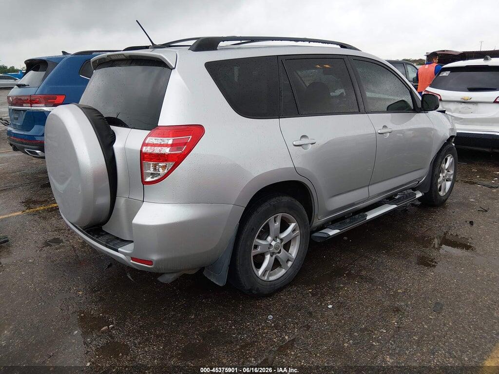 2T3ZF4DV9BW100003 2011 TOYOTA RAV4 photo no. 4