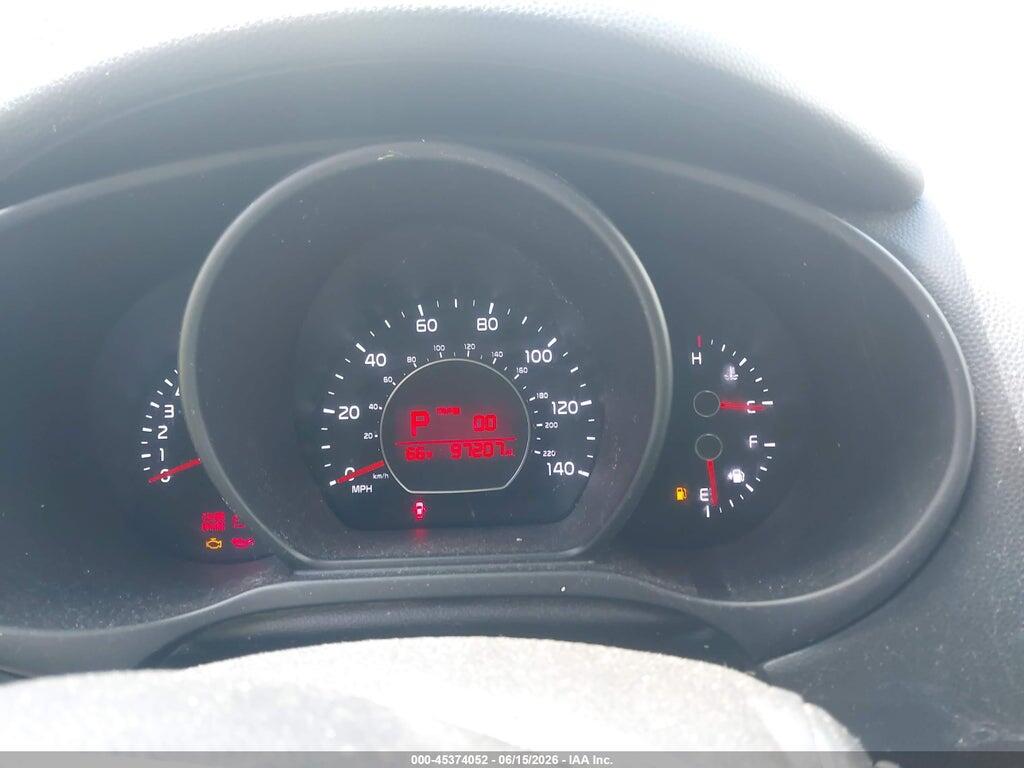 KNDJP3A59G7322388 2016 KIA SOUL photo no. 7