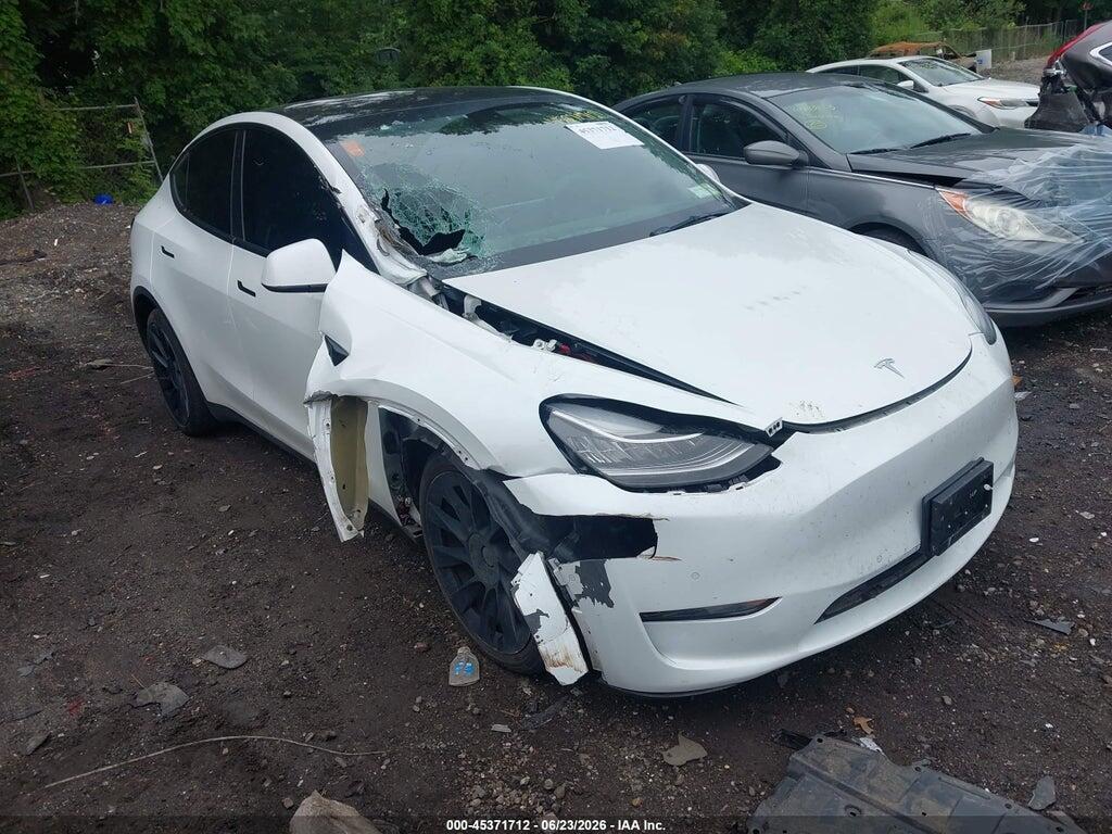 7SAYGDEE4NA018326 2022 TESLA MODEL Y photo no. 1
