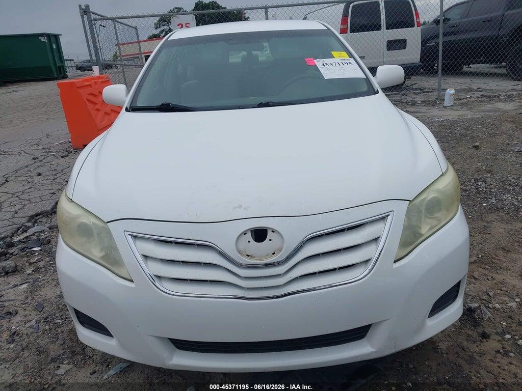 4T1BF3EK1BU656377 2011 TOYOTA CAMRY photo no. 12