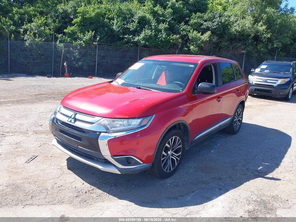 JA4AD2A37JZ052844 2018 MITSUBISHI OUTLANDER photo no. 2