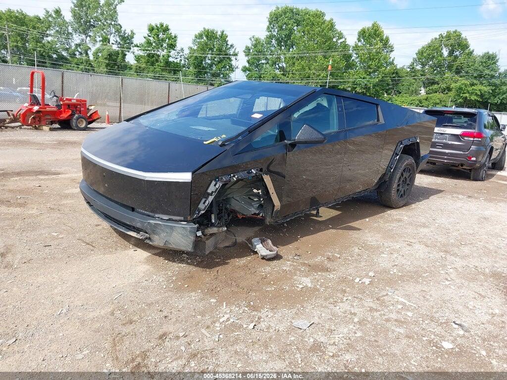 7G2CEHEE2RA016209 2024 TESLA CYBERTRUCK photo no. 2