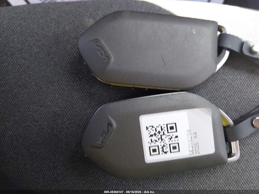 3KPFT4DE1SE203259 2025 KIA K4 photo no. 11