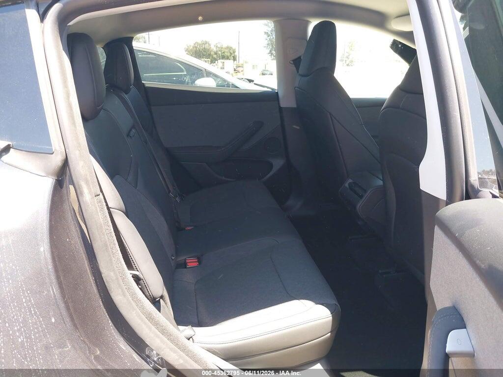 7SAYGDED3TA600244 2026 TESLA MODEL Y photo no. 8