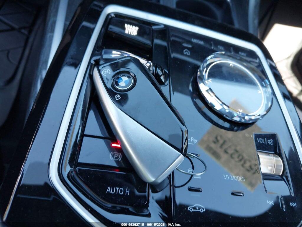 WBA33EH00TCW65535 2026 BMW 740I photo no. 11