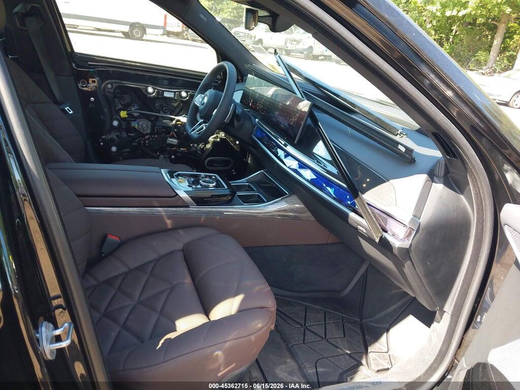 WBA33EH00TCW65535 2026 BMW 740I photo no. 5
