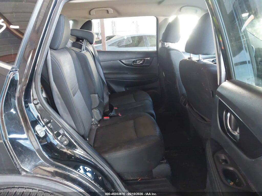 KNMAT2MT9HP512371 2017 NISSAN ROGUE photo no. 8