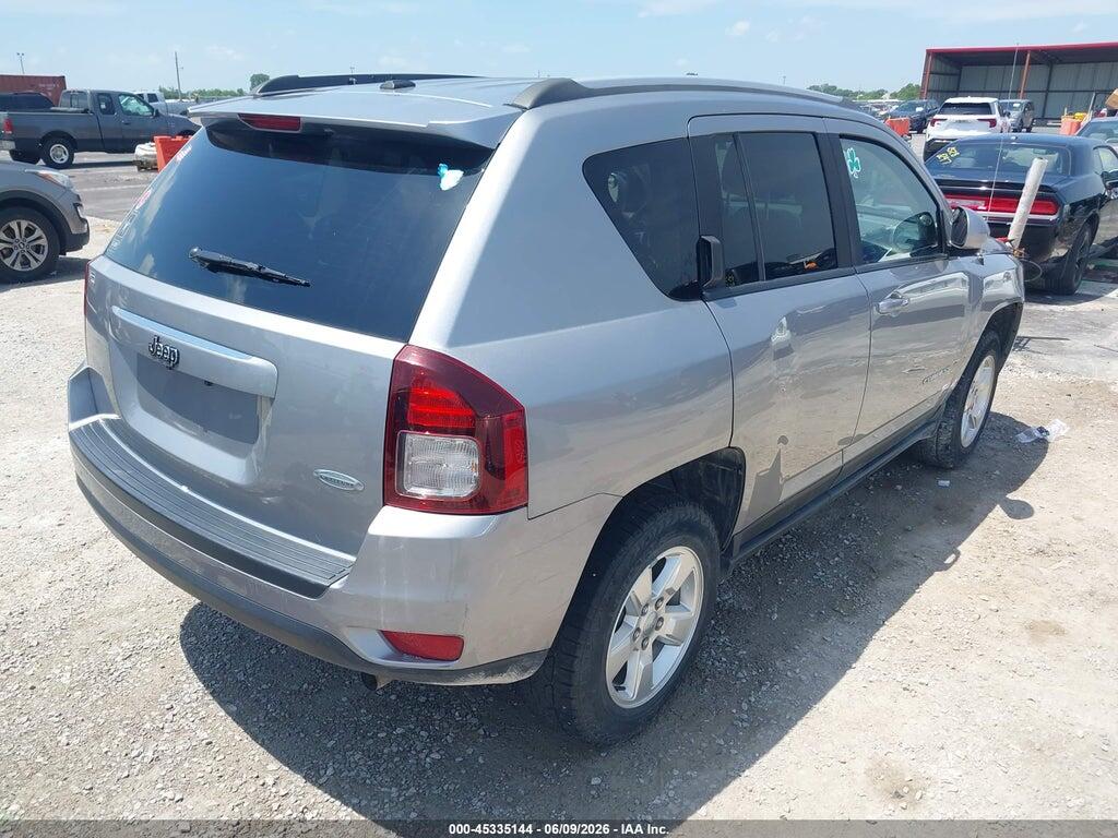 1C4NJCEA8GD715228 2016 JEEP COMPASS photo no. 4