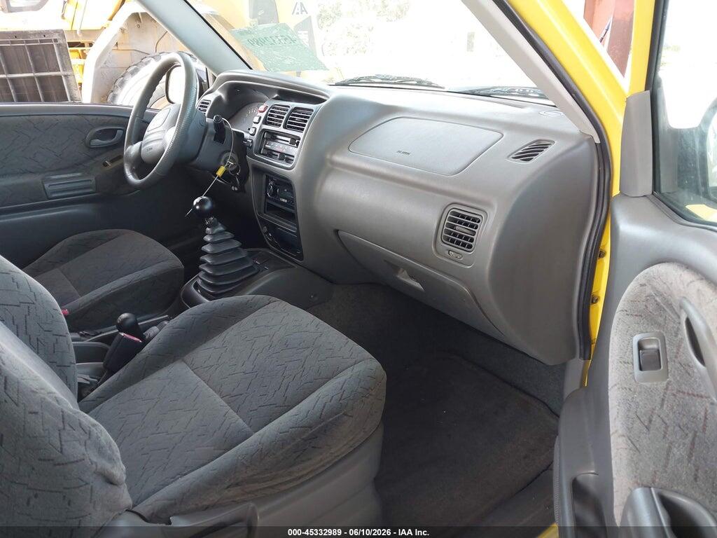 2CNBJ78C726945434 2002 CHEVROLET TRACKER photo no. 5