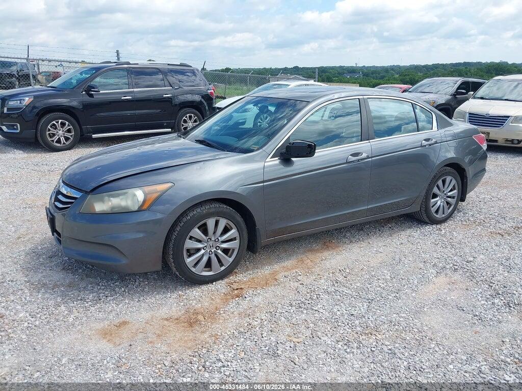 1HGCP2F84BA053221 2011 HONDA ACCORD photo no. 2