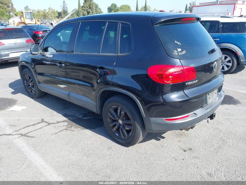WVGAV7AX2CW577622 2012 VOLKSWAGEN TIGUAN photo no. 3