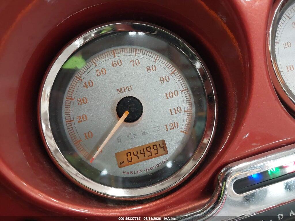 1HD1KB417BB610271 2011 HARLEY-DAVIDSON FLHX photo no. 7