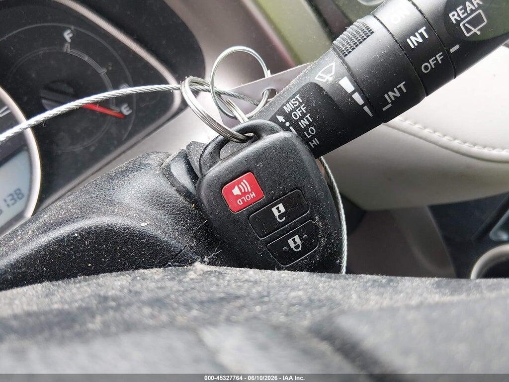 2T3WFREV0FW144069 2015 TOYOTA RAV4 photo no. 11