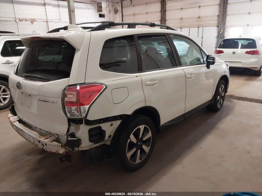 JF2SJAGC2JH495639 2018 SUBARU FORESTER photo no. 4