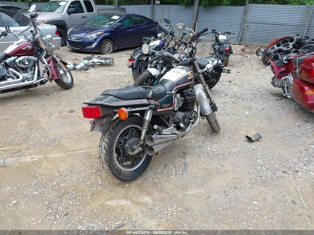 JH2RC0804CM011722 1982 HONDA CB650 photo no. 4