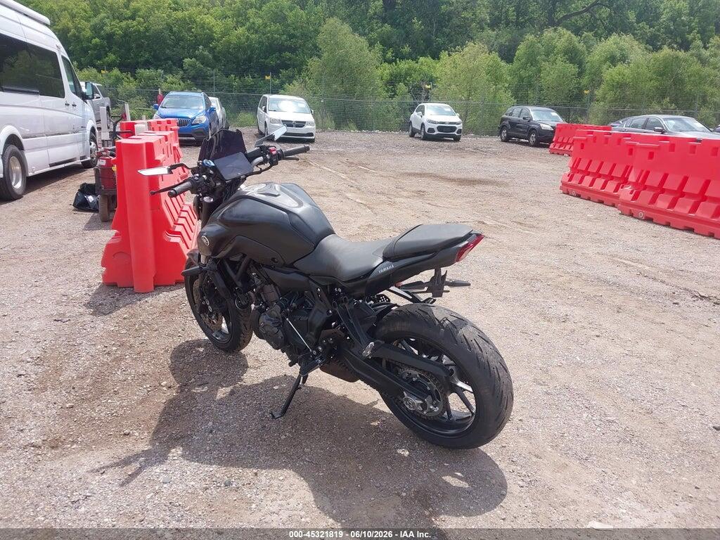 JYARM32E9RA010941 2024 YAMAHA MT07 photo no. 3