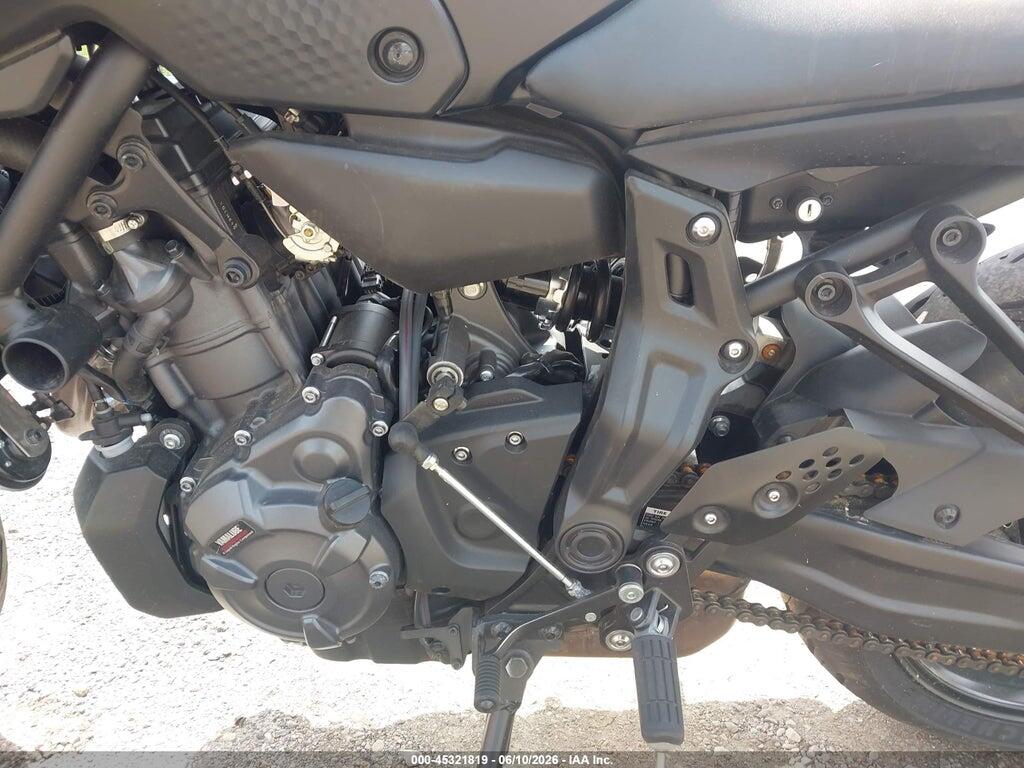JYARM32E9RA010941 2024 YAMAHA MT07 photo no. 9