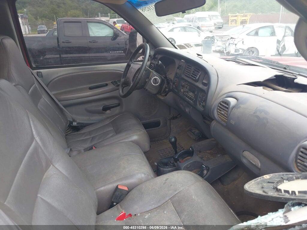1B7MF33W6WJ108918 1998 DODGE RAM 3500 photo no. 5