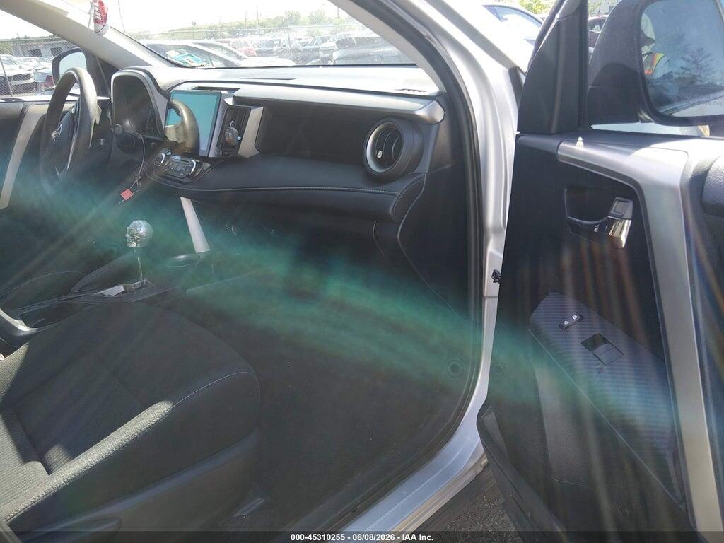 2T3RFREV1EW142164 2014 TOYOTA RAV4 photo no. 5