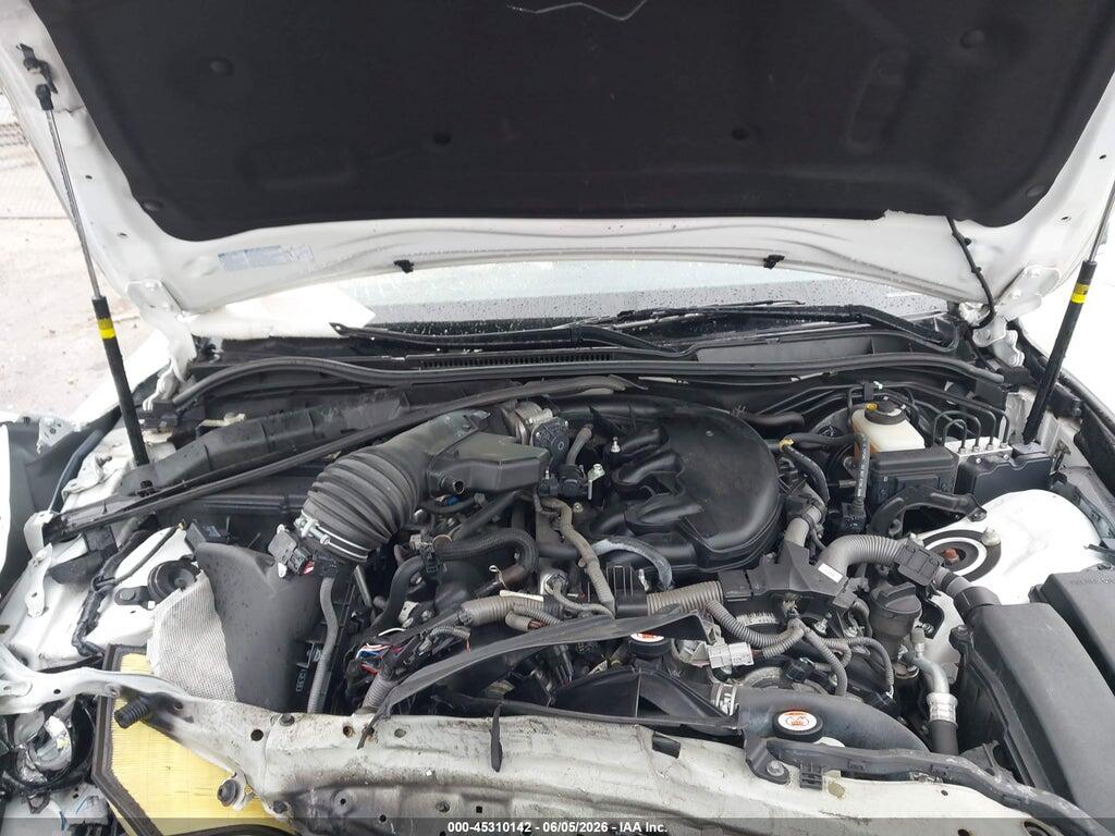 JTHC81D27K5040216 2019 LEXUS IS 300 photo no. 10