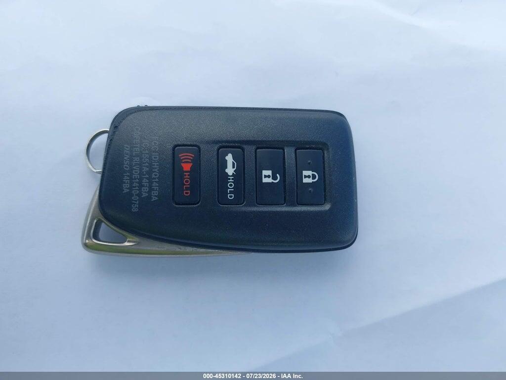 JTHC81D27K5040216 2019 LEXUS IS 300 photo no. 11