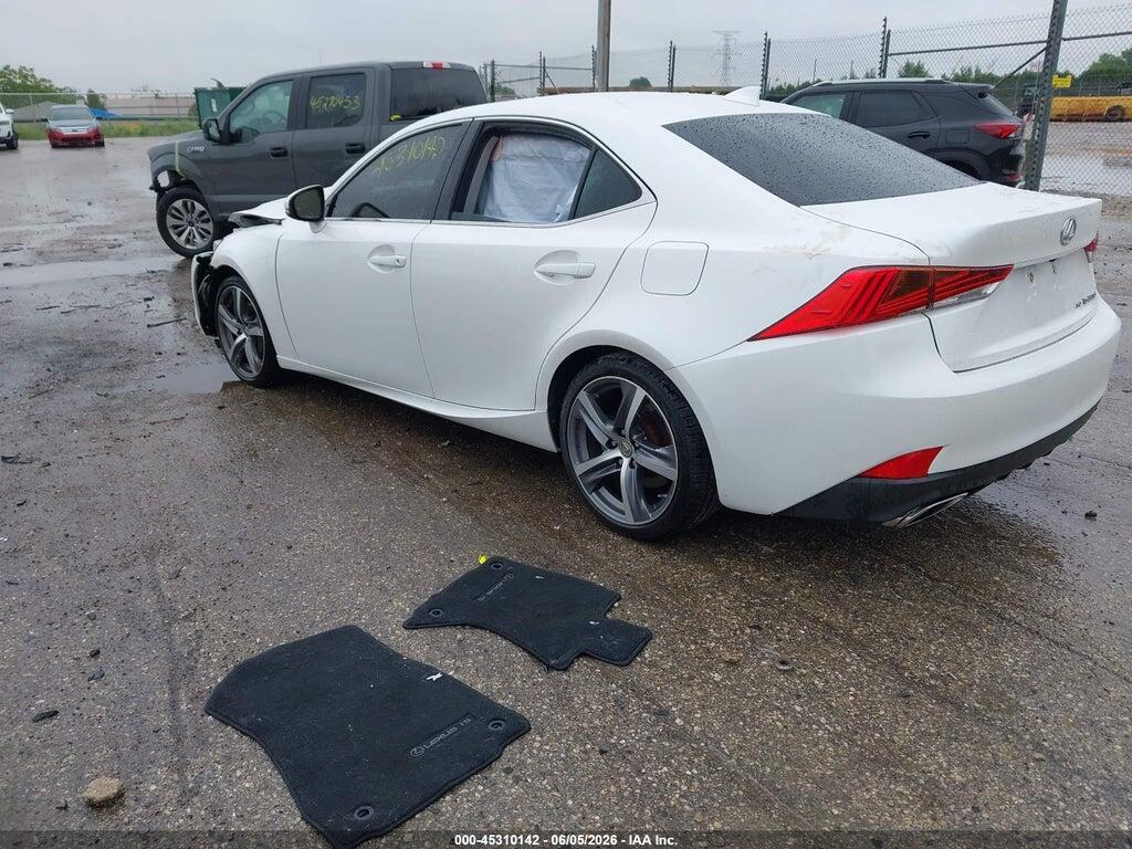 JTHC81D27K5040216 2019 LEXUS IS 300 photo no. 3