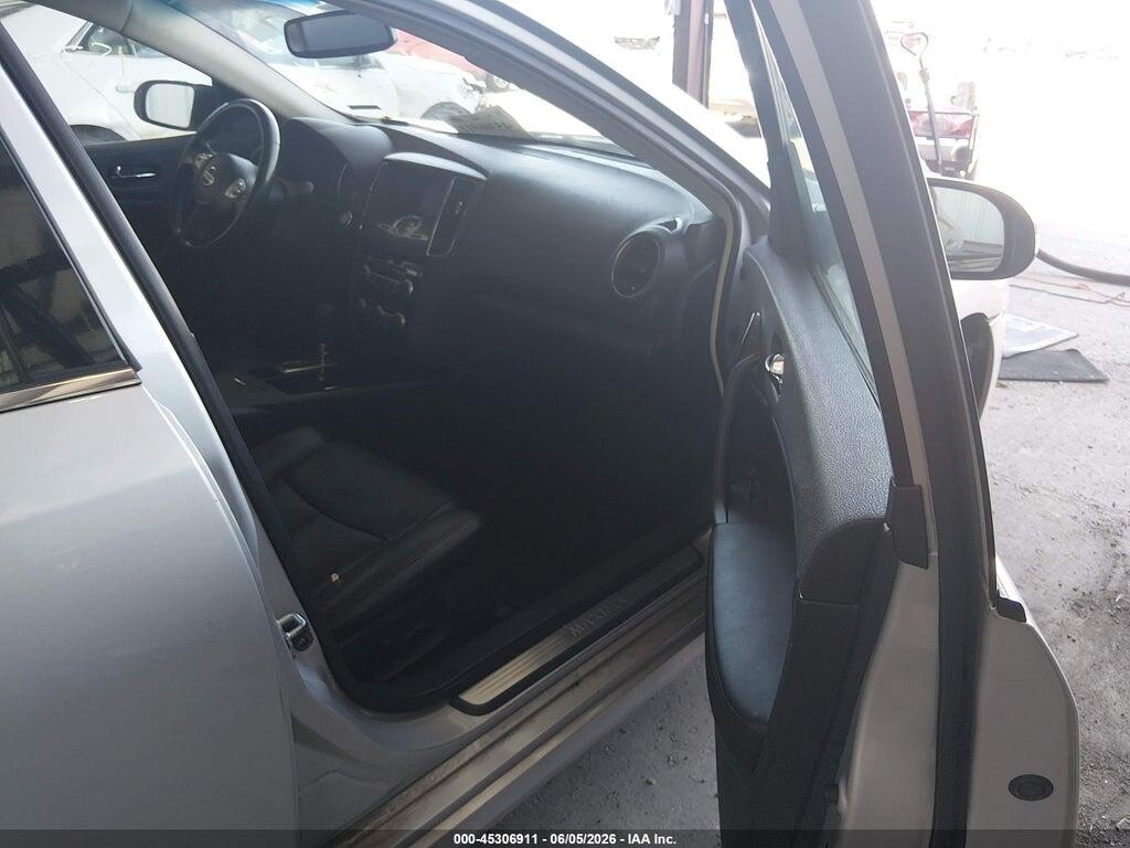 1N4AA5AP1BC807807 2011 NISSAN MAXIMA photo no. 5
