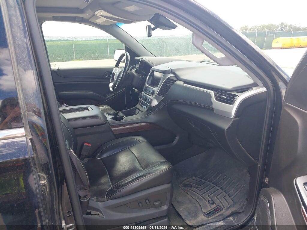 1GKS2GKC3HR131955 2017 GMC YUKON XL photo no. 5