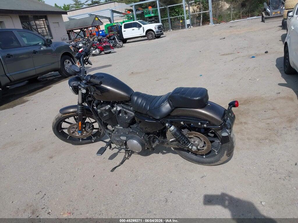 1HD4LE216LB411566 2020 HARLEY-DAVIDSON XL883 photo no. 3