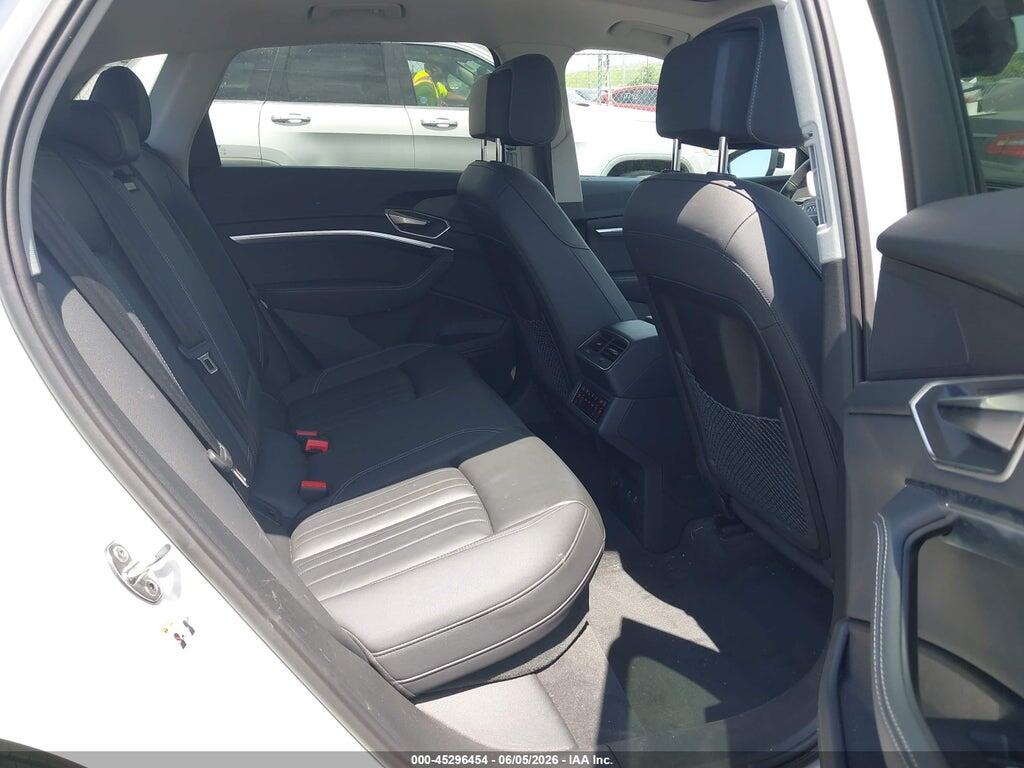 WA14AAGE2RB055499 2024 AUDI Q8 E-TRON photo no. 8