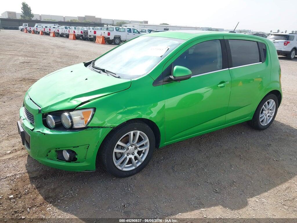 1G1JC6SG1F4218810 2015 CHEVROLET SONIC photo no. 2