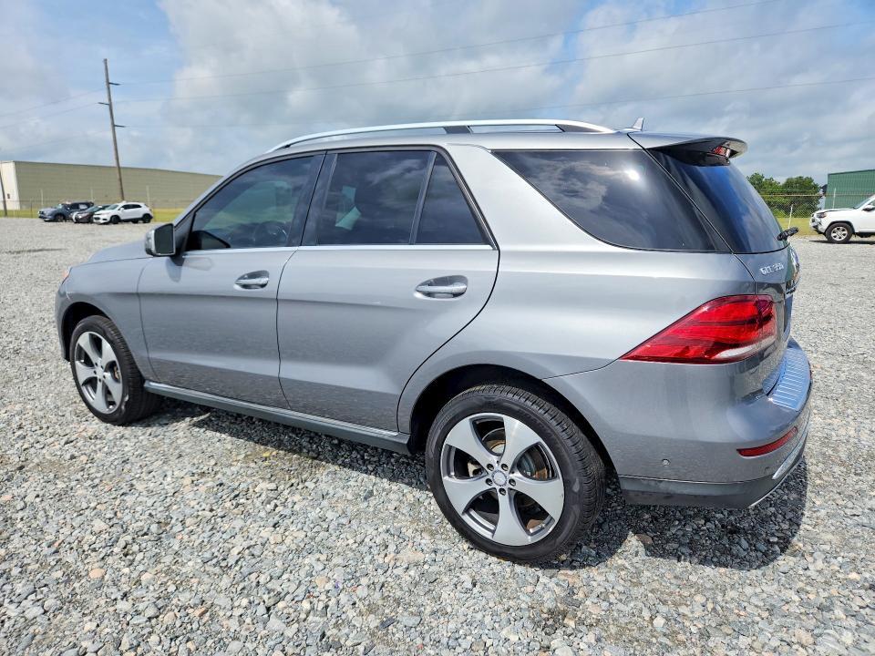 2016 MERCEDES-BENZ GLE 350 — Фото 2 из 13