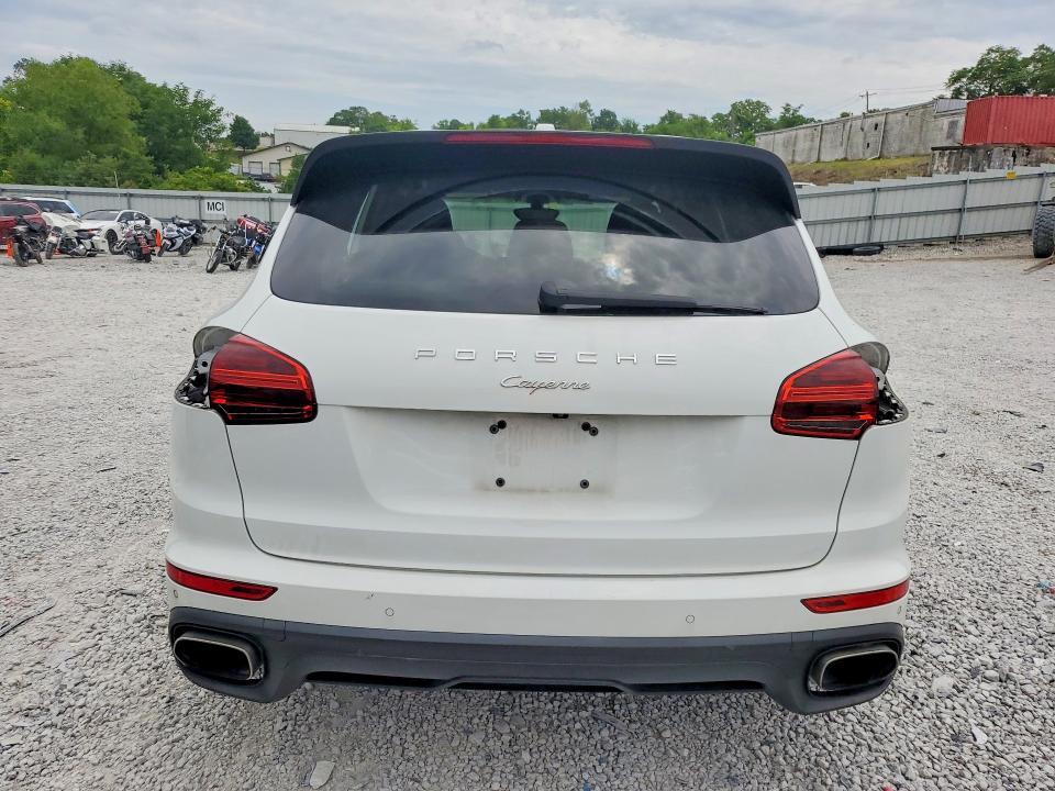 2016 PORSCHE CAYENNE — Фото 6 из 14