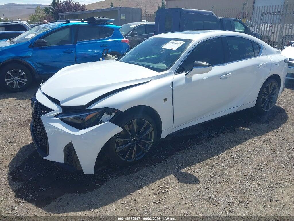 JTHB81F25R5053176 2024 LEXUS IS 300 photo no. 2