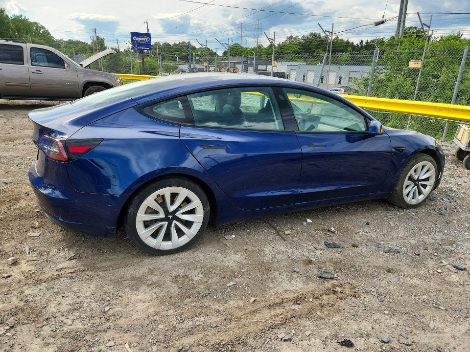 2022 TESLA 3 — Фото 3 из 12
