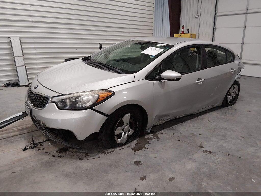 KNAFK4A62F5399453 2015 KIA FORTE photo no. 2