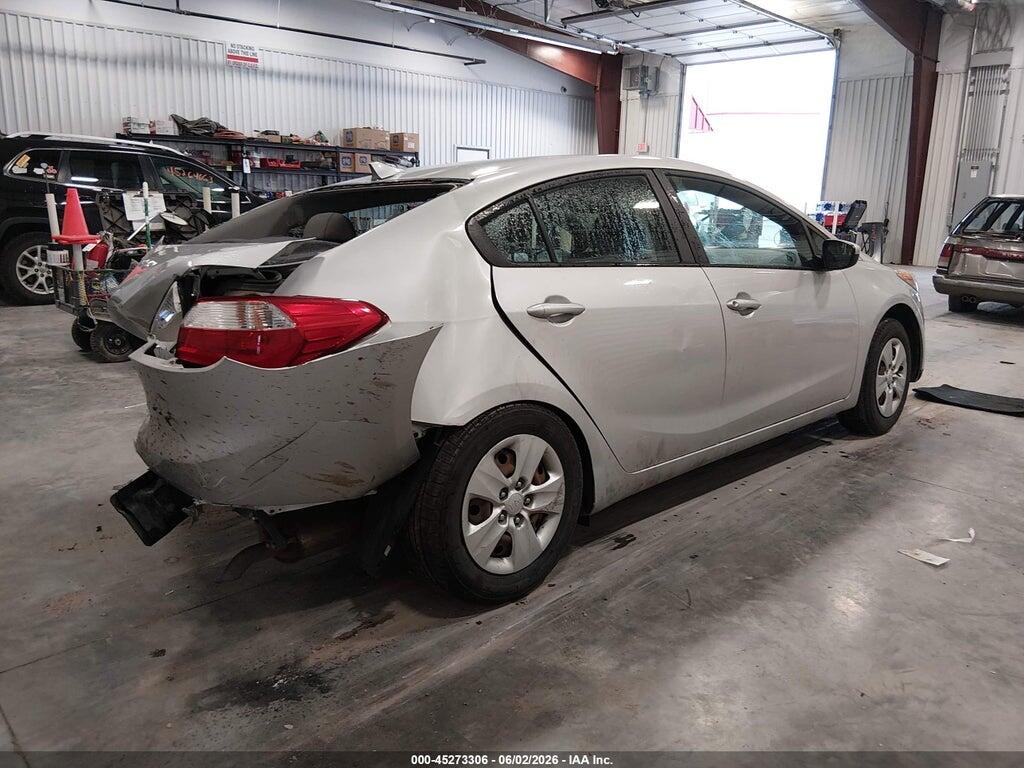 KNAFK4A62F5399453 2015 KIA FORTE photo no. 4