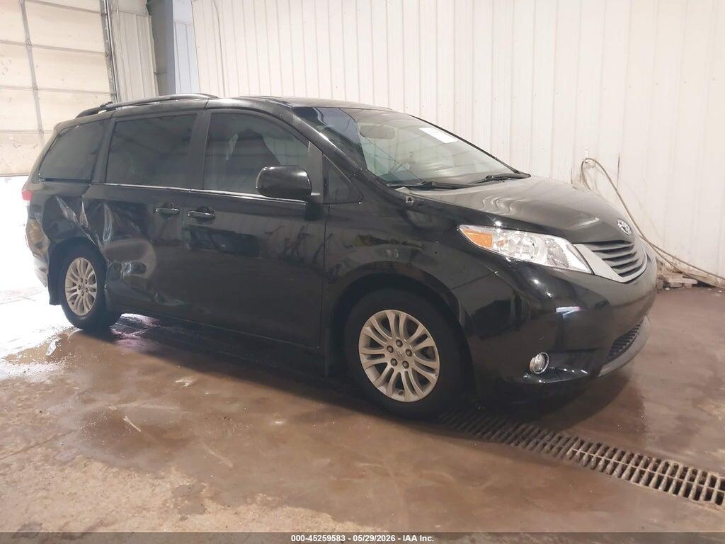 5TDYK3DC3DS299845 2013 TOYOTA SIENNA photo no. 1