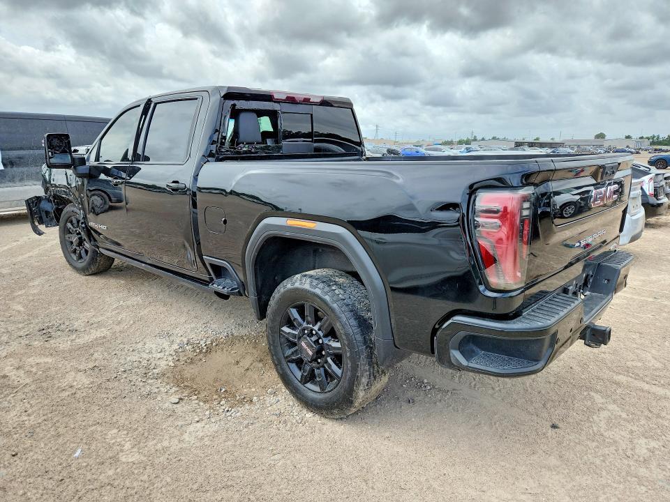 2024 GMC SIERRA K3500 AT4 — Фото 2 из 12