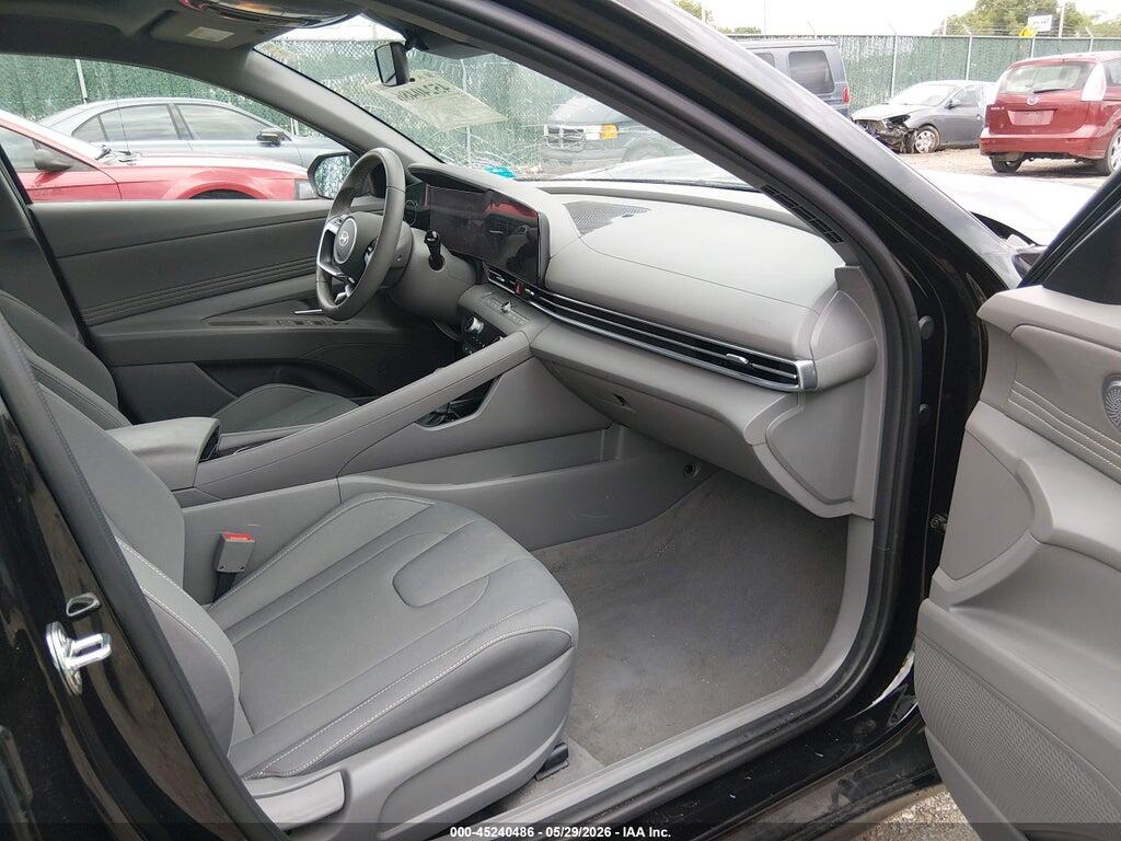 KMHLS4DG3RU749933 2024 HYUNDAI ELANTRA photo no. 5