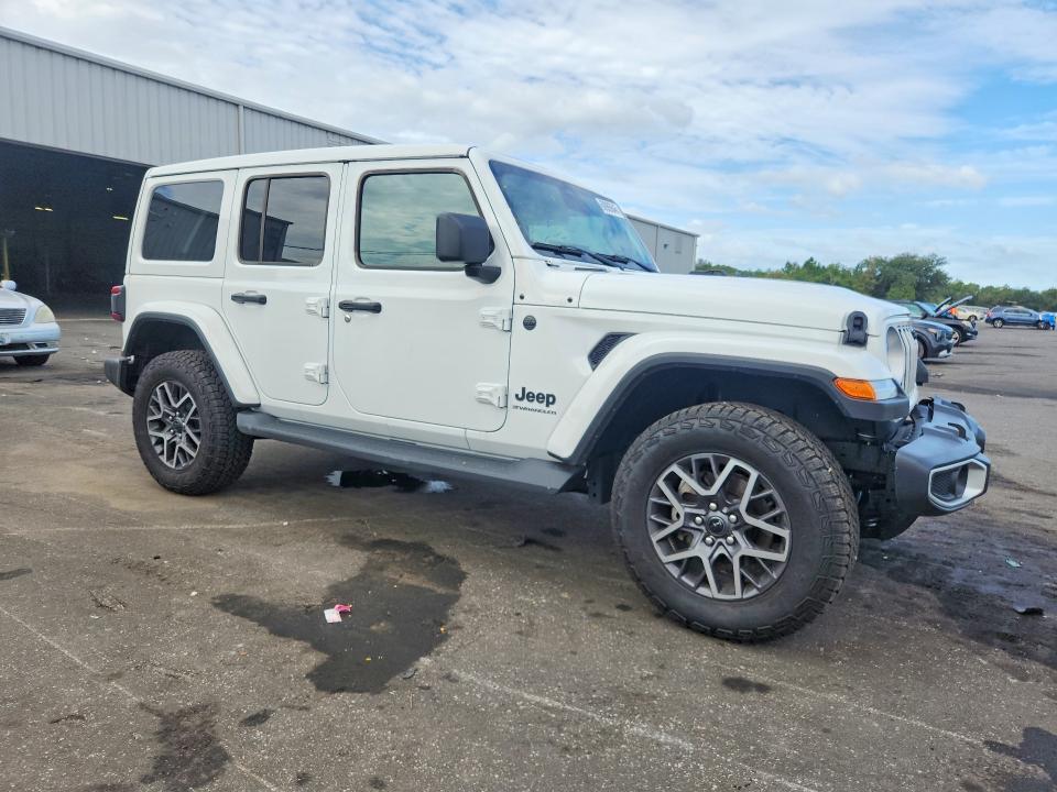 2025 JEEP WRANGLER SAHARA — Фото 4 из 13