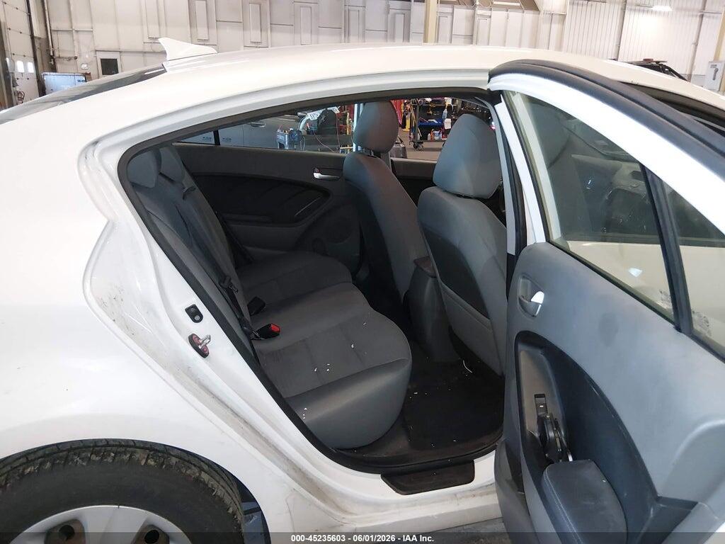 3KPFL4A73JE262771 2018 KIA FORTE photo no. 8