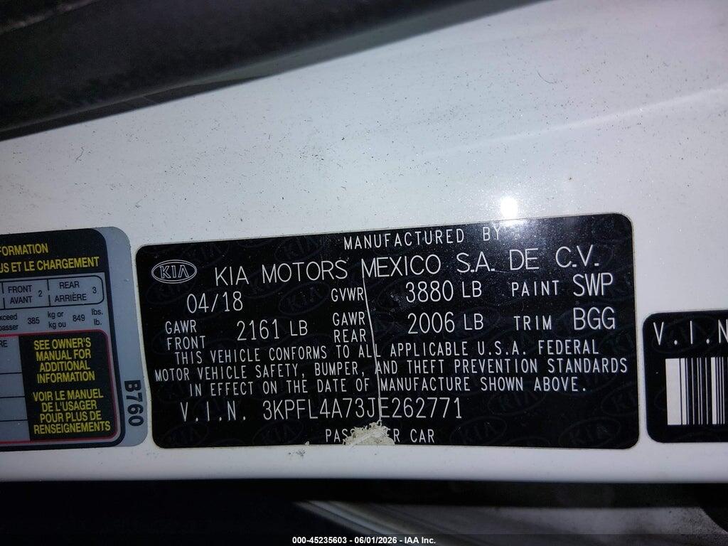 3KPFL4A73JE262771 2018 KIA FORTE photo no. 9